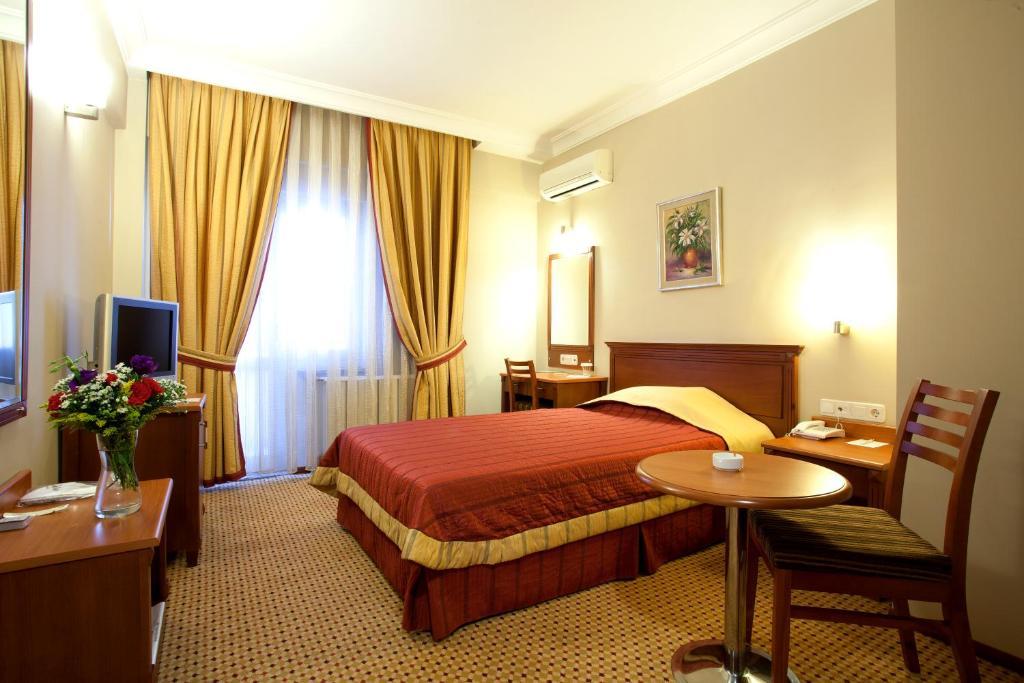 Hotel Sefa 2 Корлу Экстерьер фото